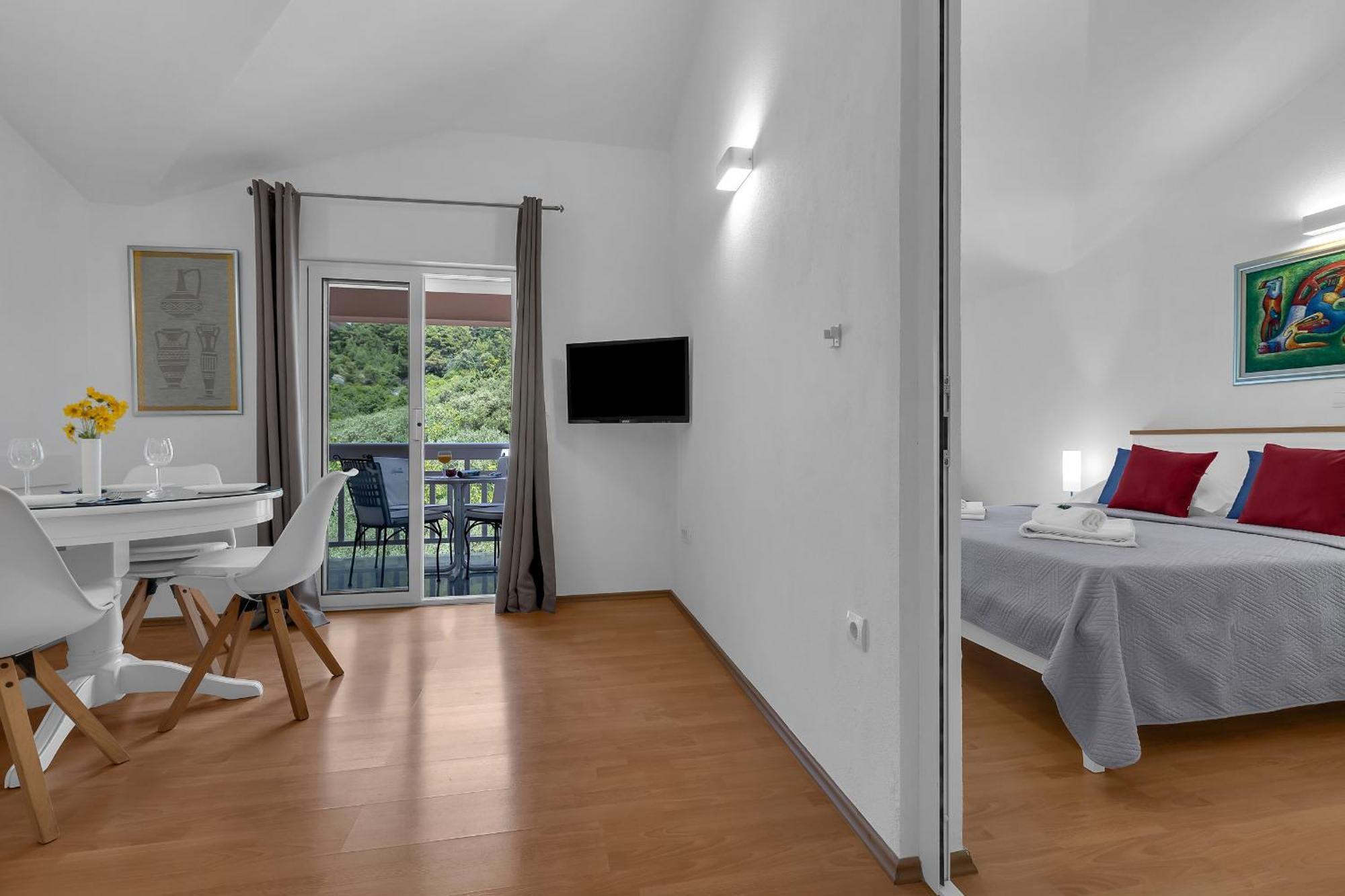 Apartments Villa Katarina ทูแชพี ภายนอก รูปภาพ