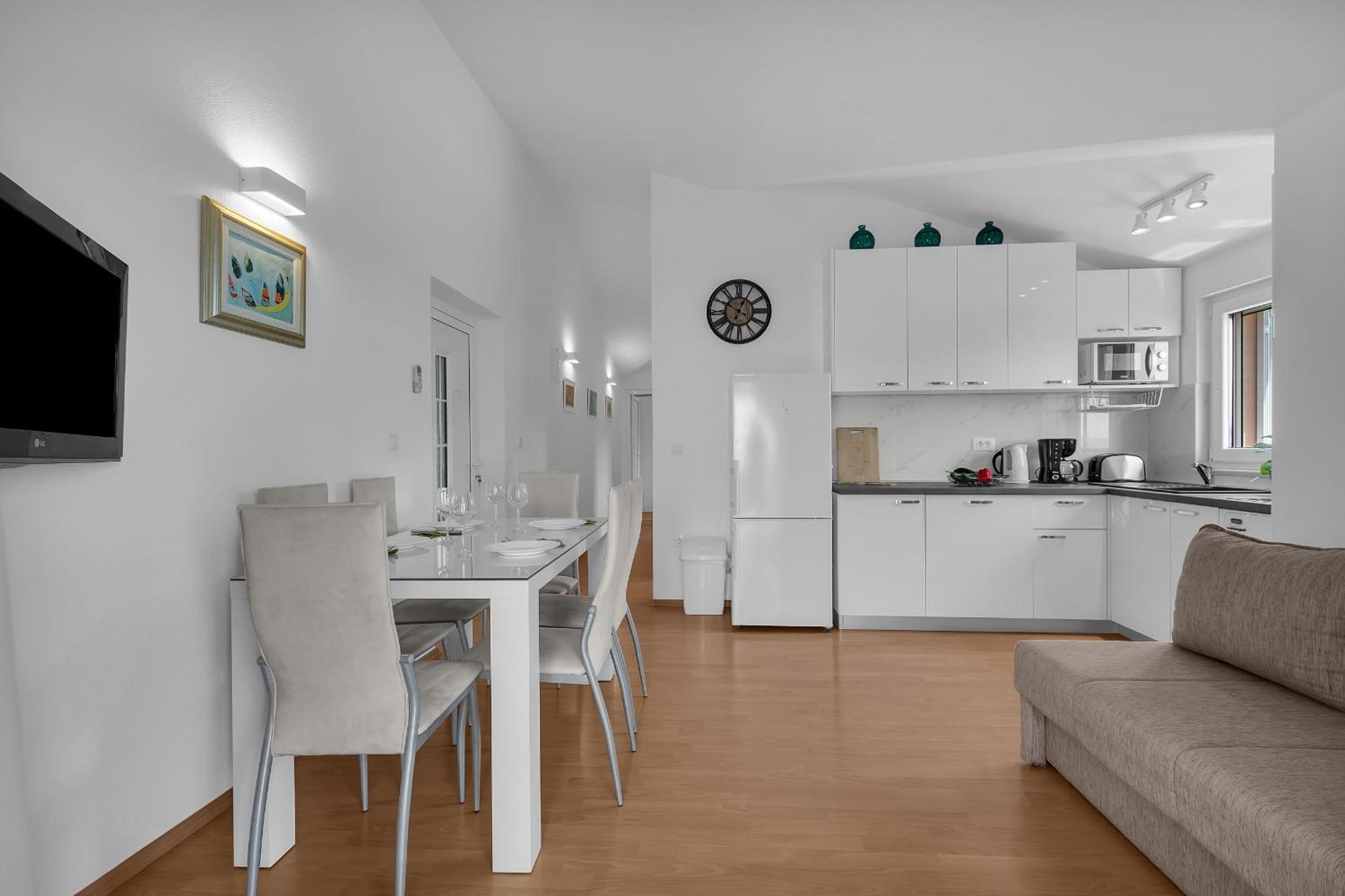Apartments Villa Katarina ทูแชพี ภายนอก รูปภาพ